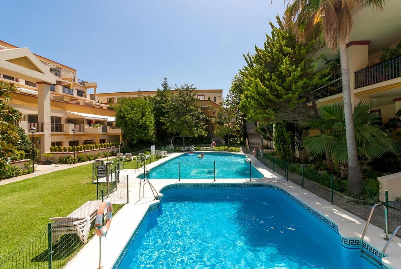 Oleholidays 806 Romana Playa Primera Linea De Playa Marbella Buitenkant foto